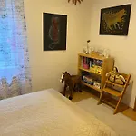 Lejlighed Und Kunstgalerie *