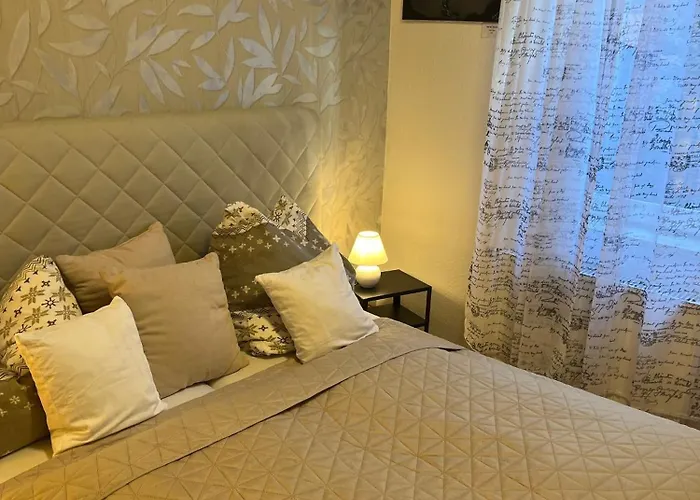 Und Kunstgalerie Apartment