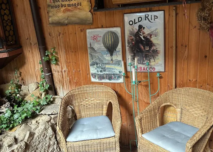 Und Kunstgalerie Lejlighed *